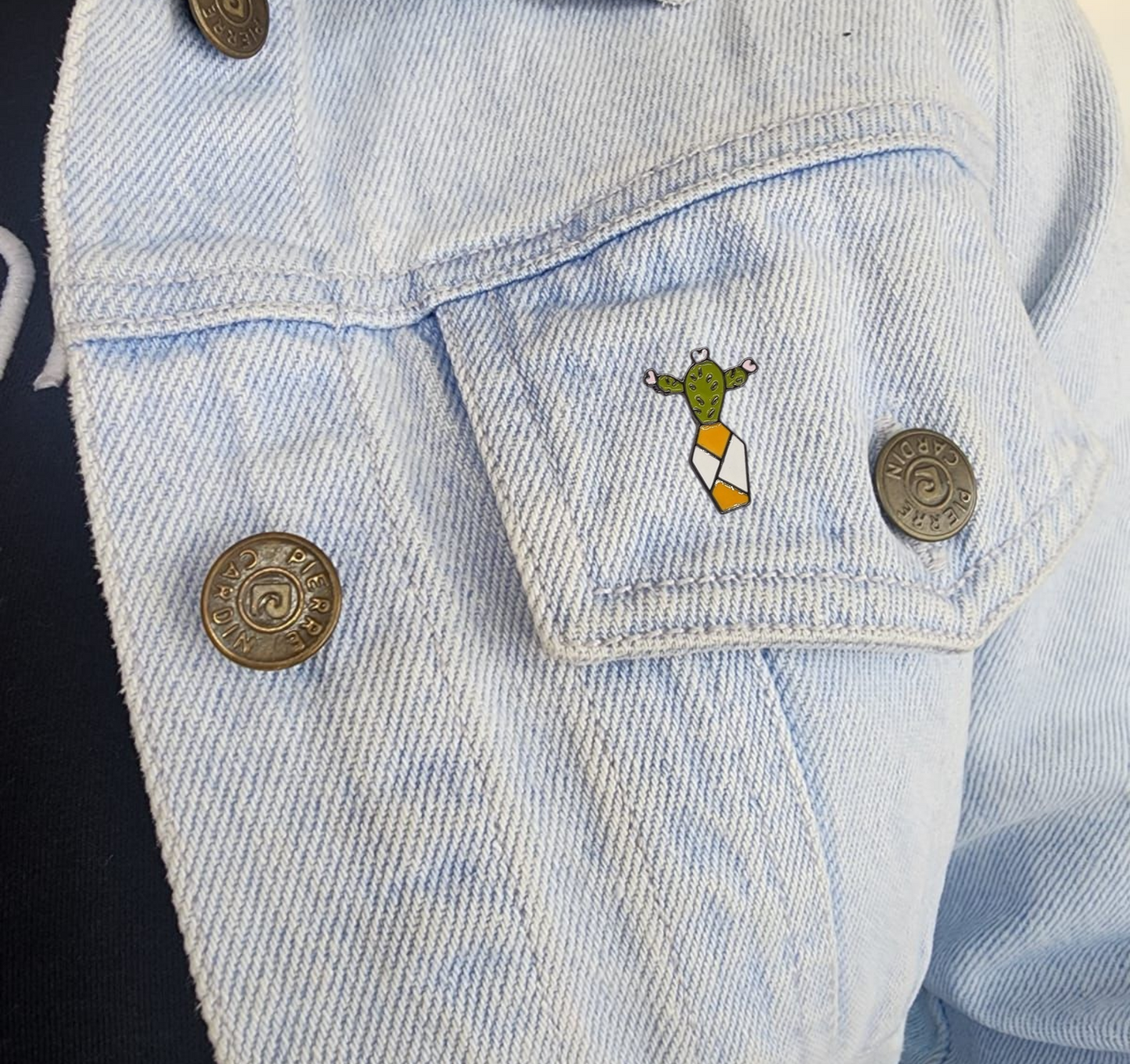 Pin nopal maceta amarilla