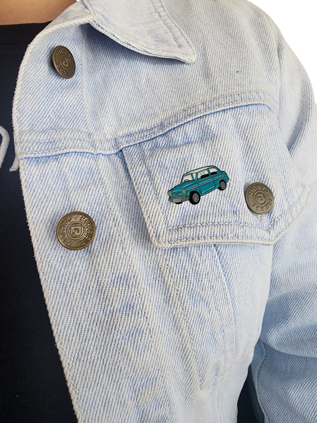 Pin carro azul