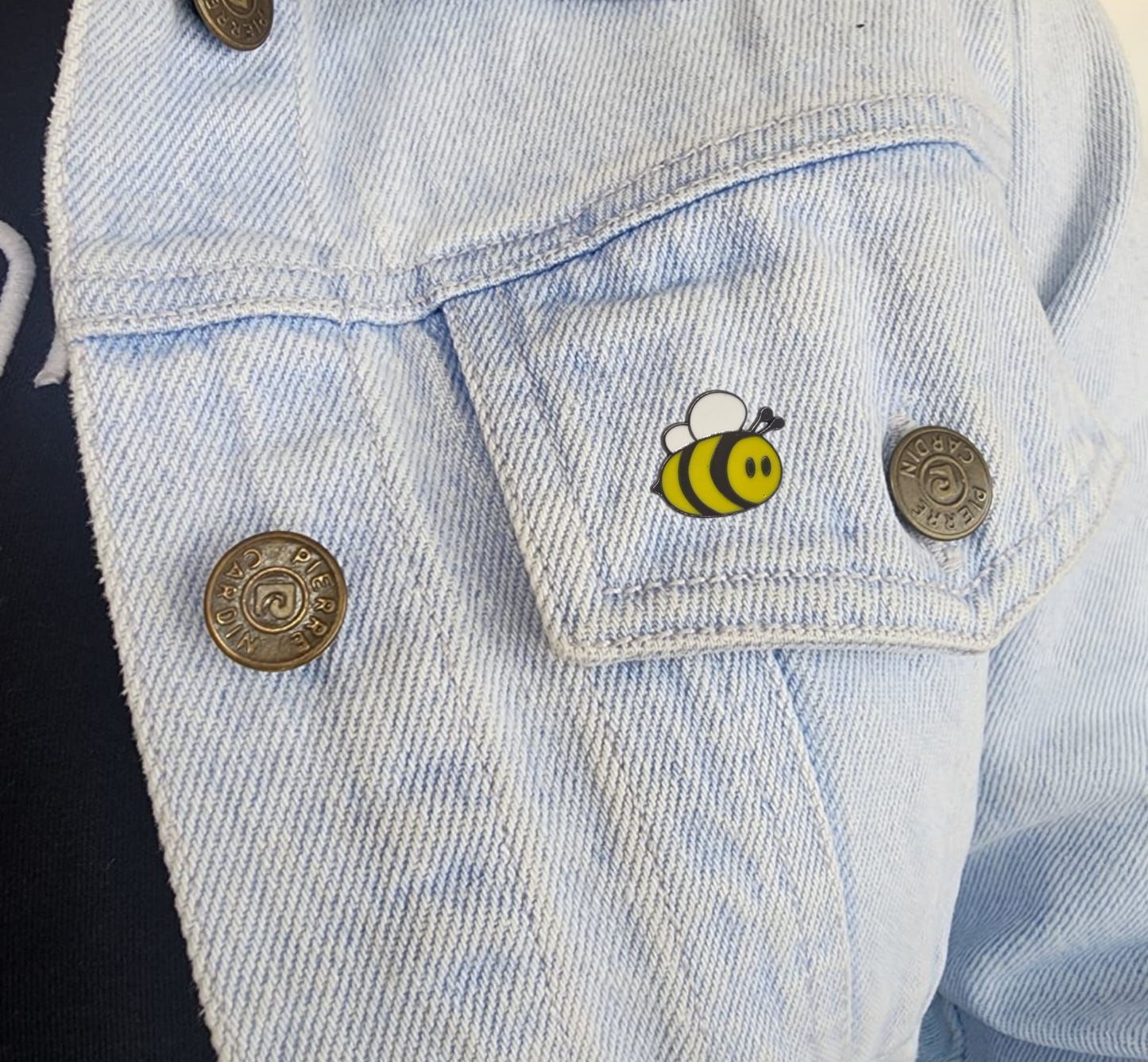 Pin abeja