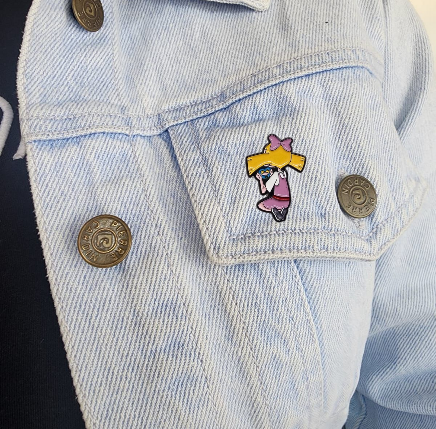 Pin Helga pataki