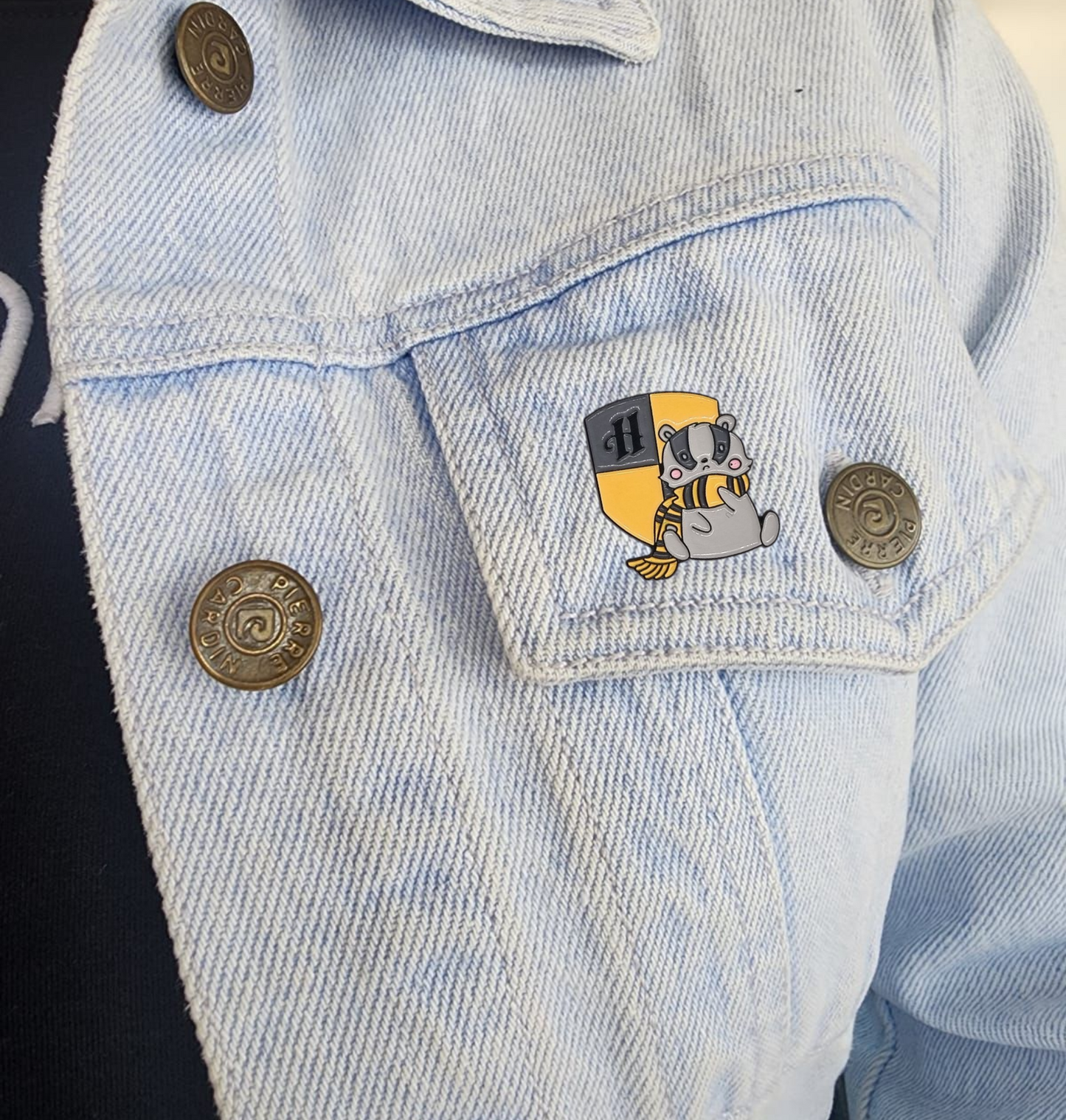 Pin escudo Hufflepuff