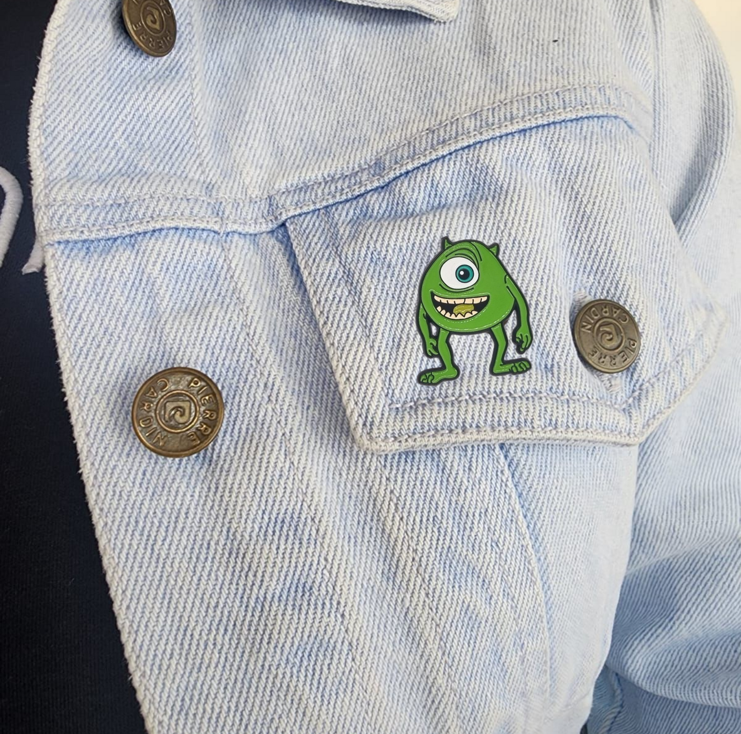 Pin Mike wazowski
