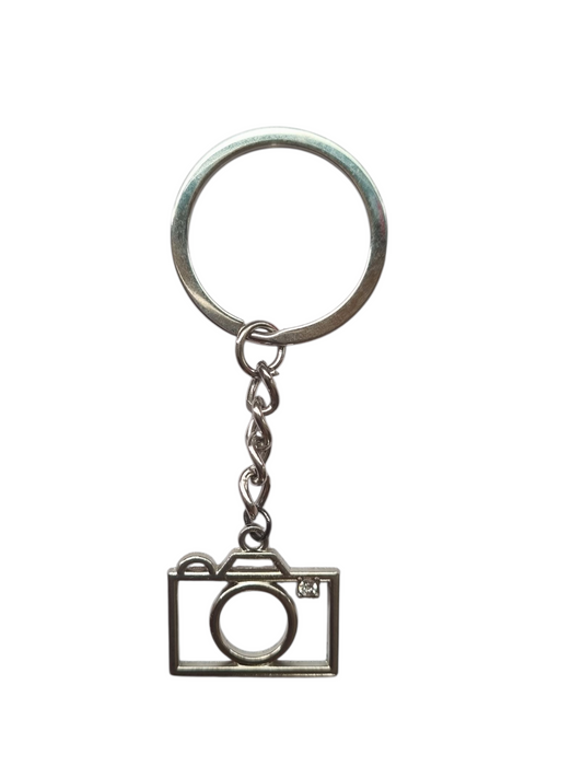 Llavero cámara plateada