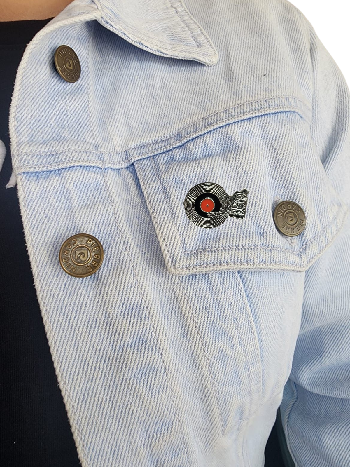 Pin tocadiscos y disco de vinilo