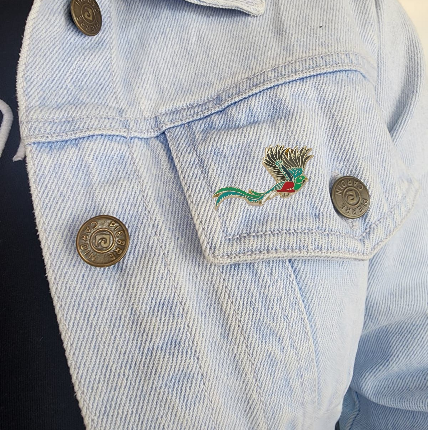 Pin Ave nacional "El quetzal"