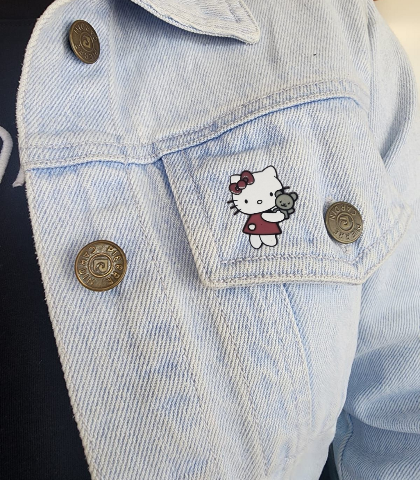 Pin hello kitty osito