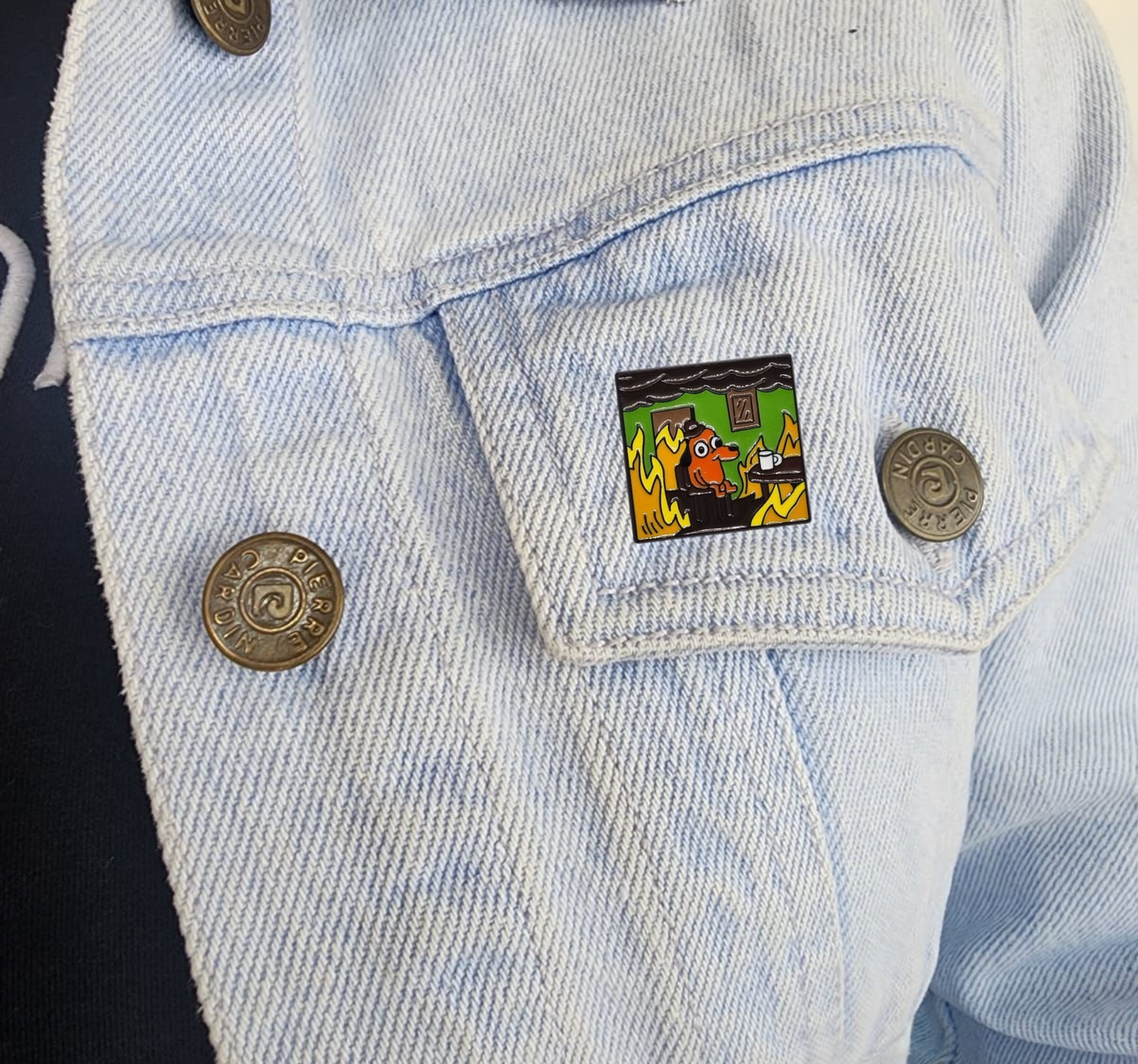 Pin perrito en llamas