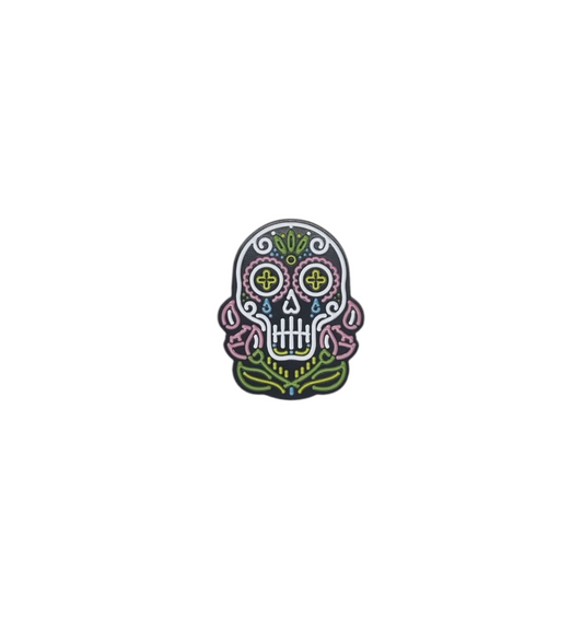 Pin calavera neón