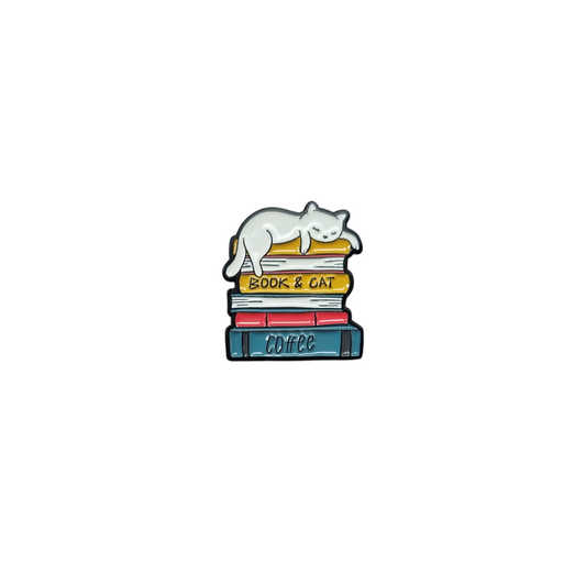 Pin gatito con libros